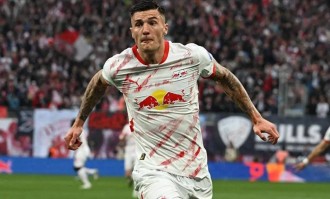 来了，纽卡斯尔！截胡曼联，曝纽卡9000万欧签22岁神锋