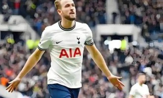 97场86球！凯恩首冠后点名亚马尔，欧冠死敌我来了