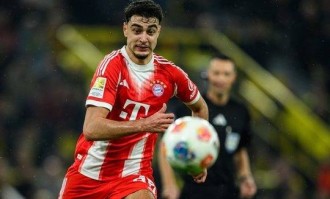 拜仁慕尼黑球员亚历山大・帕夫洛维奇：“我们只需继续向前冲”