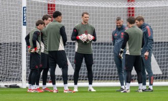 拜仁门将荒再升级：欧冠战皇马恐启用十六岁小将？