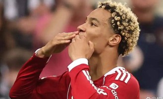 利物浦7900万英镑挖角德甲球星！纽卡斯尔遗憾十天谈判未果